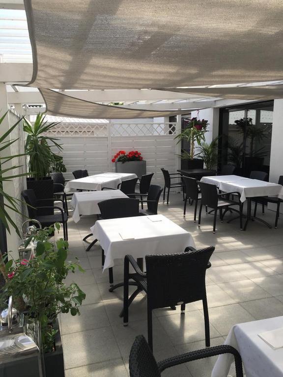 Hotel Restaurant Tivoli - Basel Airport Huningue Luaran gambar