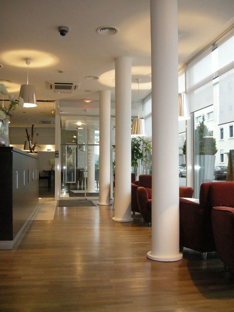 Hotel Restaurant Tivoli - Basel Airport Huningue Luaran gambar